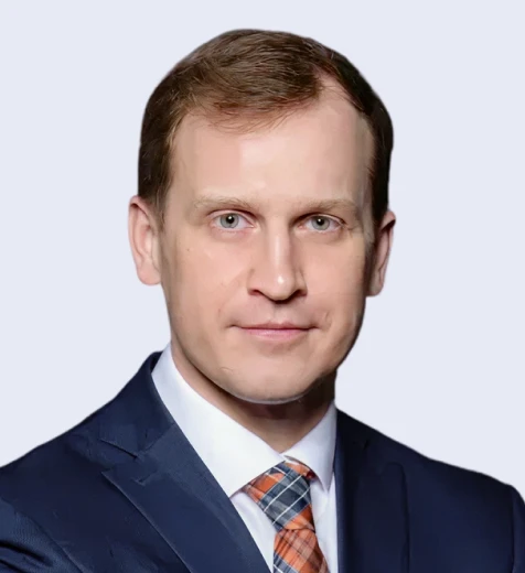 Роман Наумов